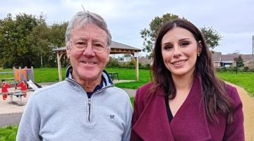 Hixon - Brendan and Amelia 1