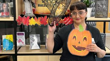 Samantha Barnett Halloween at Burton Library