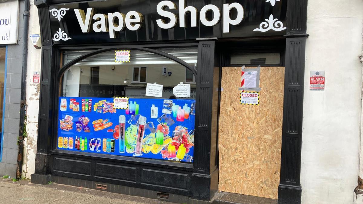 vape shop closed